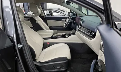 Kia Sportage 2023, 38159 км, за 18392.01 USD - фото 11