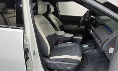 Kia EV3 2025, 16999 км, за 25797.56 USD - фото 26