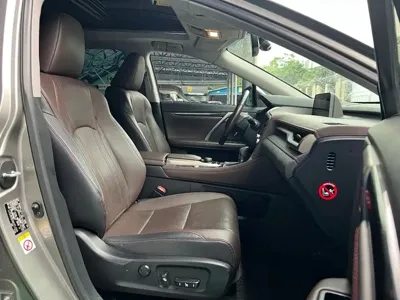 Lexus RX 2019, 112000 км, за 22336.24 USD - фото 7