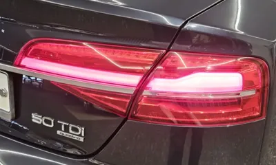 Audi A8 2015, 88053 км, за 13881.55 USD - фото 16
