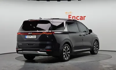 Kia Canival 2023, 38930 км, за 18818.77 USD