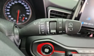 Hyundai Veloster 2019, 66601 км, за 8527.24 USD - фото 14