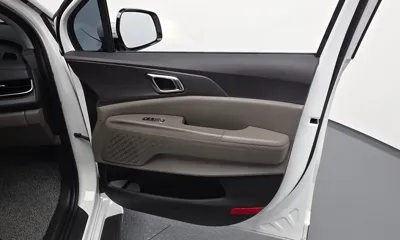 Kia Canival 2024, 60621 км, за 21482.05 USD - фото 24