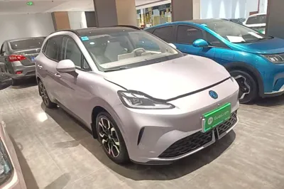 MG 4 EV 2026, 6100 км, за 13083 USD
