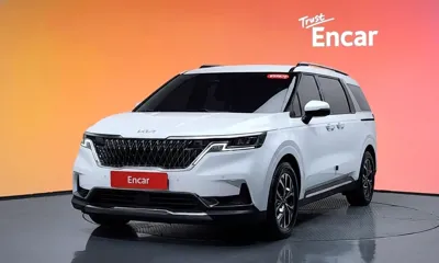 Kia Canival · 2023 год