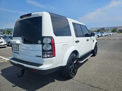 Land Rover Discovery 2014, 140216 км, за 10944.63 USD
