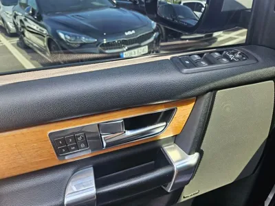 Land Rover Discovery 2014, 140216 км, за 10944.63 USD - фото 13