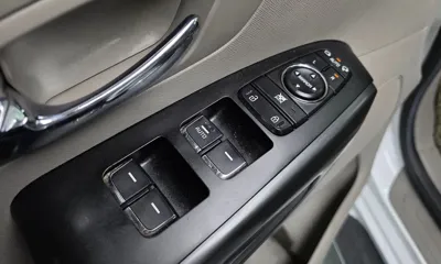 Kia Canival 2018, 191534 км, за 4926.43 USD - фото 12