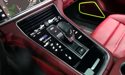Porsche Panamera 2023, 38710 км, за 78493.55 USD - фото 9