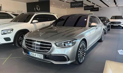 Mercedes-Benz S-Class · 2021 год