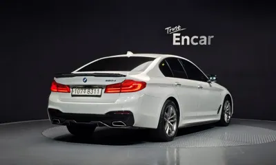 BMW 5-Series 2017, 90292 км, за 15203.61 USD