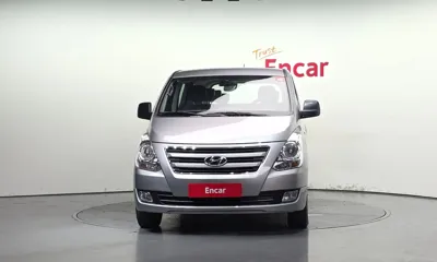 Hyundai Starex 2017, 96233 км, за 7540.79 USD