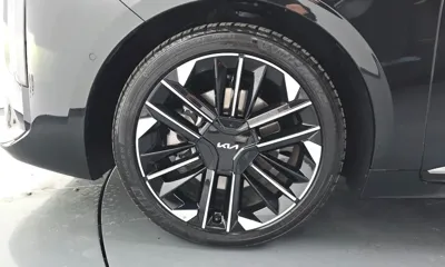 Kia K8 2025, 13788 км, за 25027.62 USD