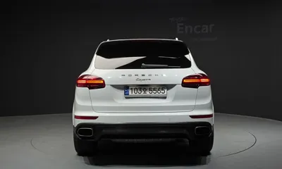 Porsche Cayenne 2017, 175717 км, за 16807.83 USD