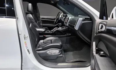 Porsche Cayenne 2017, 175717 км, за 16783.78 USD - фото 11