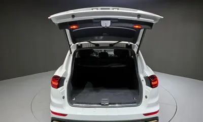 Porsche Cayenne 2017, 175717 км, за 16783.78 USD - фото 20
