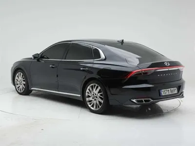 Hyundai Grandeur 2022, 60282 км, за 15628.05 USD