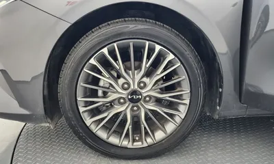Kia K3 2022, 61567 км, за 12143.89 USD