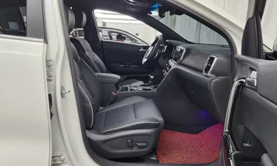 Kia Sportage 2020, 68663 км, за 12996.75 USD - фото 11