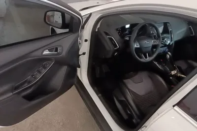 Ford Focus 2020, 94200 км, за 8324 USD - фото 18