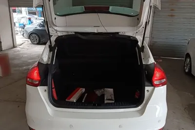Ford Focus 2020, 94200 км, за 8324 USD - фото 22