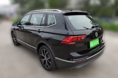 Volkswagen Tiguan L 2019, 89000 км, за 11908 USD