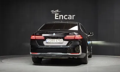 BMW 5-Series 2024, 44810 км, за 36338.8 USD