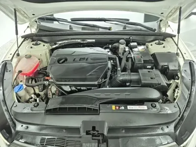 Kia K5 2022, 87910 км, за 10108.97 USD