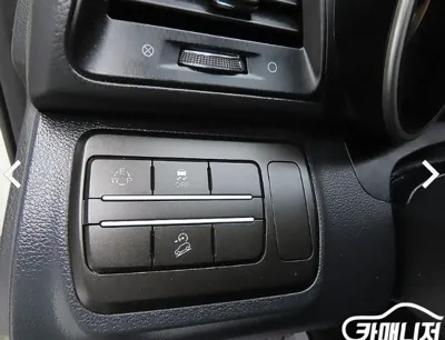 KG_Mobility_Ssangyong TIBOLI 2019, 44415 км, за 7155.87 USD - фото 13