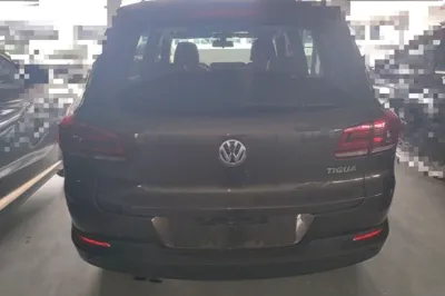 Volkswagen Tiguan 2017, 80100 км, за 8650 USD