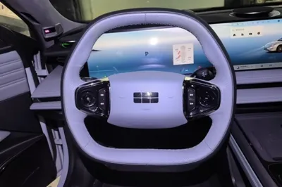 Geely Galaxy E8 2025, 6300 км, за 22476 USD - фото 13