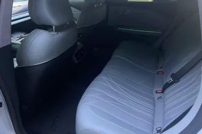 Geely Galaxy E8 2025, 6300 км, за 22476 USD - фото 20