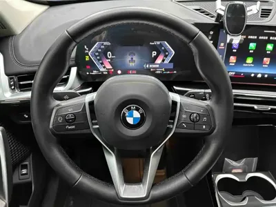 BMW X1 2023, 30000 км, за 33152.07 USD
