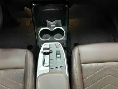 BMW X1 2023, 30000 км, за 33152.07 USD