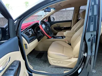Kia Canival 2020, 136614 км, за 10831.04 USD