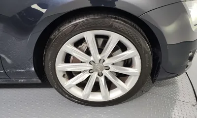 Audi A7 2014, 180483 км, за 4532.32 USD