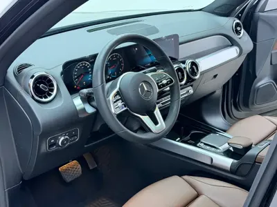 Mercedes-Benz GLB 2022, 60000 км, за 25231.85 USD
