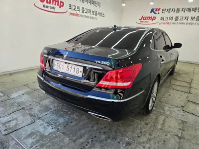 Hyundai Equus 2010, 180446 км, за 2781.45 USD