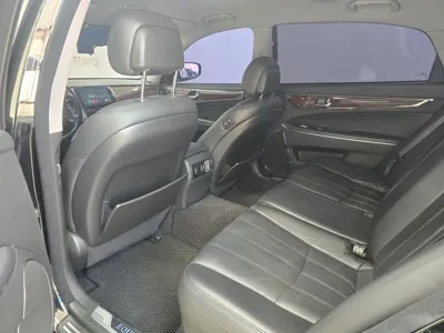 Hyundai Equus 2010, 180446 км, за 2781.45 USD - фото 13