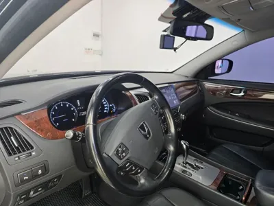 Hyundai Equus 2010, 180446 км, за 2781.45 USD - фото 14