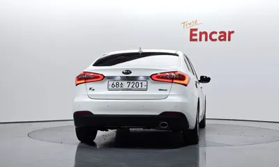 Kia K3 2014, 106859 км, за 3544.7 USD