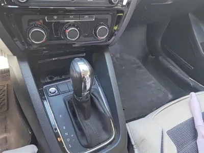 Volkswagen Sagitar 2019, 64200 км, за 7008.85 USD - фото 16
