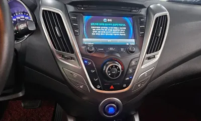 Hyundai Veloster 2012, 148684 км, за 2135.51 USD