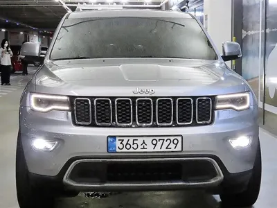 Jeep Cherokee 2018, 84661 км, за 10744.28 USD
