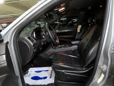 Jeep Cherokee 2018, 84661 км, за 10744.28 USD - фото 6
