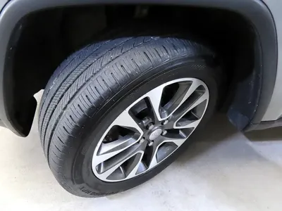 Jeep Cherokee 2018, 84661 км, за 10744.28 USD - фото 20
