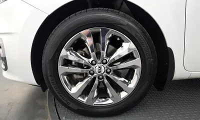 Kia Canival 2017, 115256 км, за 8467.9 USD