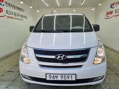 Hyundai Starex 2016, 99881 км, за 7609.27 USD