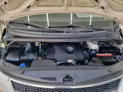 Hyundai Starex 2016, 99881 км, за 7609.27 USD