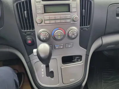 Hyundai Starex 2016, 99881 км, за 7609.27 USD - фото 10
